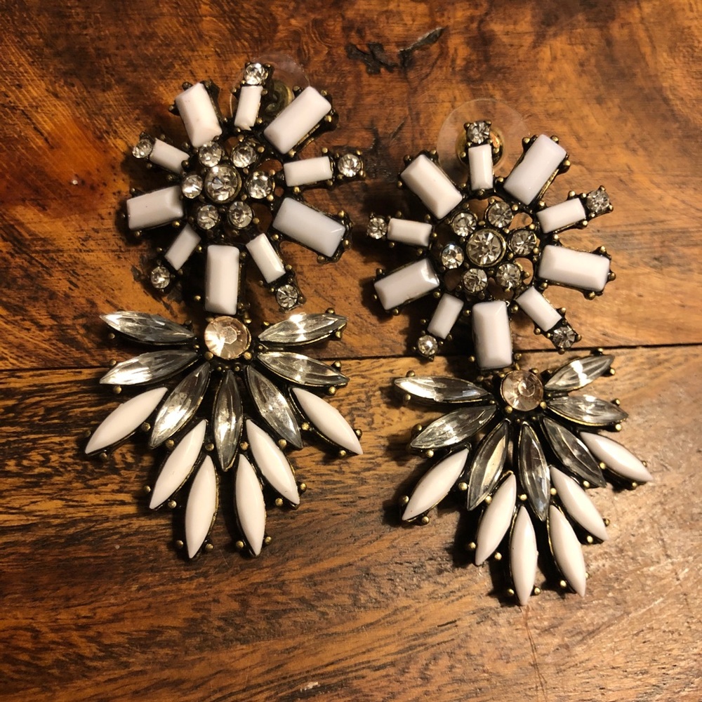 Fashion statement earring